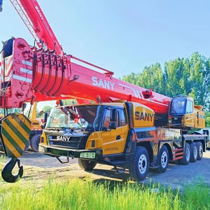 Grue sur camion Sany STC1000 d'occasion à prix avantageux, 100 tonnes, levage stable pour projets de construction - Product Image 1