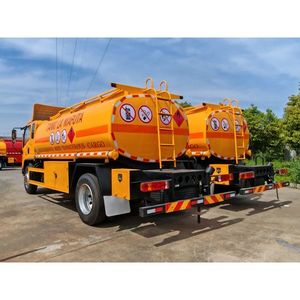 รถบรรทุกน้ำมัน HOWO 4X2 2200 ลิตร สำหรับขนส่งน้ำมันหลายประเภท ปรับแต่งได้ตามมาตรฐานไอเสียและระบบพวงมาลัย ผลิตในประเทศจีน ได้รับการรับรองมาตรฐาน ISO และ CCC - Product Image 5