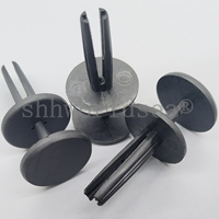 100 pièces/sac Clip en plastique pour Chrysler 6503106