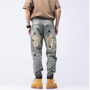 Jeans en denim délavé rétro de rue de printemps avec logo personnalisé pour hommes <span class=keywords><strong>jean</strong></span> droit imprimé d'étoiles - Product Image 4