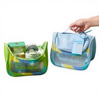 Cadeau d'été rafraîchissant : Ensemble cadeau d'affaires personnalisé en PVC, ventilateur de refroidissement anti-chaud au style frais, pour le team building et les bienfaits pour le personnel
