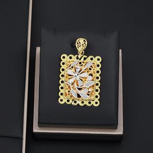 Pendentifs et breloques carrés et ovales en or 24 carats, conception de collier avec logo personnalisé pour enfants, bijoux en laiton à la mode - Product Image 2