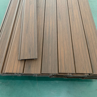 Panneaux muraux en composite bois-plastique (WPC) de haute qualité, imperméables, design graphique moderne, pour extérieur, installation facile, co-extrusion.