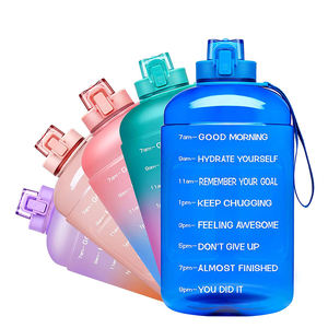 Bouteilles de <span class=keywords><strong>fitness</strong></span> ultra-transparentes 24oz, brillantes, de grande capacité, sans BPA, pour entraînement physique, 5 gallons de ram, 32oz, top des ventes - Product Image 3