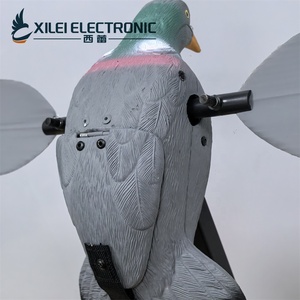 Richiamo Elettrico Girevole a Forma di Anatra in Legno Artificiale, Resistente, con Picchetto Regolabile, Ecologico, Attrattore per Uccelli da Caccia per Attrezzatura da Caccia - Product Image 5