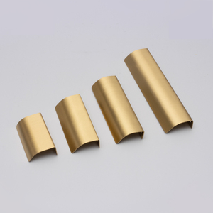 Bandes de bord invisibles poignées en laiton incurvées poignées de <span class=keywords><strong>meubles</strong></span> en cuivre de luxe pour cuisine chambre à coucher montées sur le côté pour armoires - Product Image 1