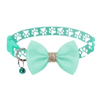 Vente chaude réglable chien toilettage cloche accessoires 1.0cm multicolore solide impression pattes nœud papillon collier pour chats en Nylon