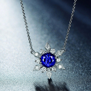 Collana con Ciondolo a Girasole per Donne, Accessorio Floreale per Uso Quotidiano, Catena per Clavicola - Product Image 3