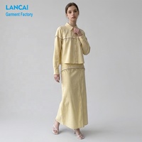 Ensemble deux pièces personnalisé en coton et lin avec bordure perlée pour femme, chemise boutonnée et jupe assortie, fabricant certifié BSCI