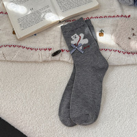 Chaussettes en laine à motif d'ours de dessin animé, chaussettes mi-mollet pour femmes, chaussettes épaisses et chaudes à nœud pour l'automne et l'hiver