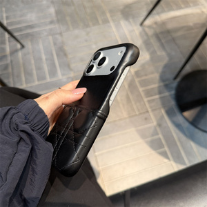 Étui de téléphone portable en cuir PU de luxe pour <span class=keywords><strong>iPhone</strong></span> 16 15 Pro Max Plus, étui à cartes en cuir à carreaux, logo personnalisé, couverture noire - Product Image 5