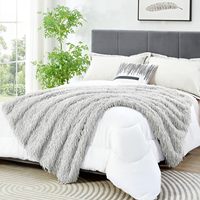Manta de Pelo Sintético Suave y Esponjosa de 850GSM para Sofá, Color Gris, Venta al por Mayor Zhengtai