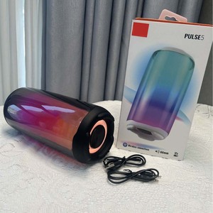 ลำ<span class=keywords><strong>โพ</strong></span><span class=keywords><strong>ง</strong></span>พกพา Outdoor Pulse 5 ชาร์จผ่าน USB ใช้ไฟ DC 5V เสีย<span class=keywords><strong>ง</strong></span><span class=keywords><strong>เบส</strong></span><span class=keywords><strong>หนัก</strong></span> หน้าจอ RGB กันน้ำ กันฝุ่น ใช้ได้ทั้งภายนอกและภายในอาคาร - Product Image 4