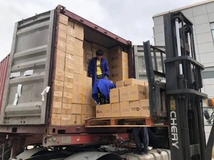 Industrial Lldpe Wrap for Furniture Films Price Mini <b>Roll</b> Wrap and Packaging Stretch Film - Product Image 4