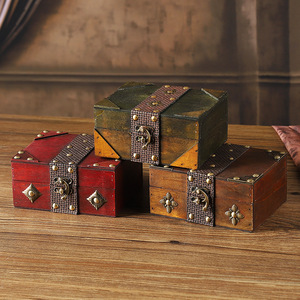 กล่องเก็บของไม้สไตล์เรโทร Mystic Arts สีพื้น รุ่น 6302F กล่องโชว์เครื่องประดับตกแต่งโต๊ะ - Product Image 4