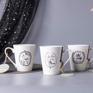 Tasses à café en céramique mignonnes et fantaisistes, <span class=keywords><strong>licorne</strong></span> et lama, design à fond noir, cadeau adorable pour les adolescents et les amoureux des animaux - Product Image 4