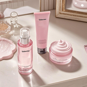 Krim pelembap Pembersih mendalam pabrik kualitas tinggi Set perawatan kulit Sakura Jepang pembersih bunga Sakura Jepang
