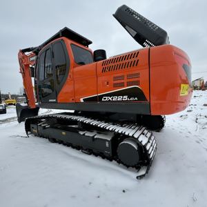 Excavadora Pesada Usada Doosan DX225LCA de Venta Caliente, Excavadora Grande Usada DX225 DX300 DX225LC-9C, Excavadoras de Orugas Originales de 49 Toneladas - Product Image 1