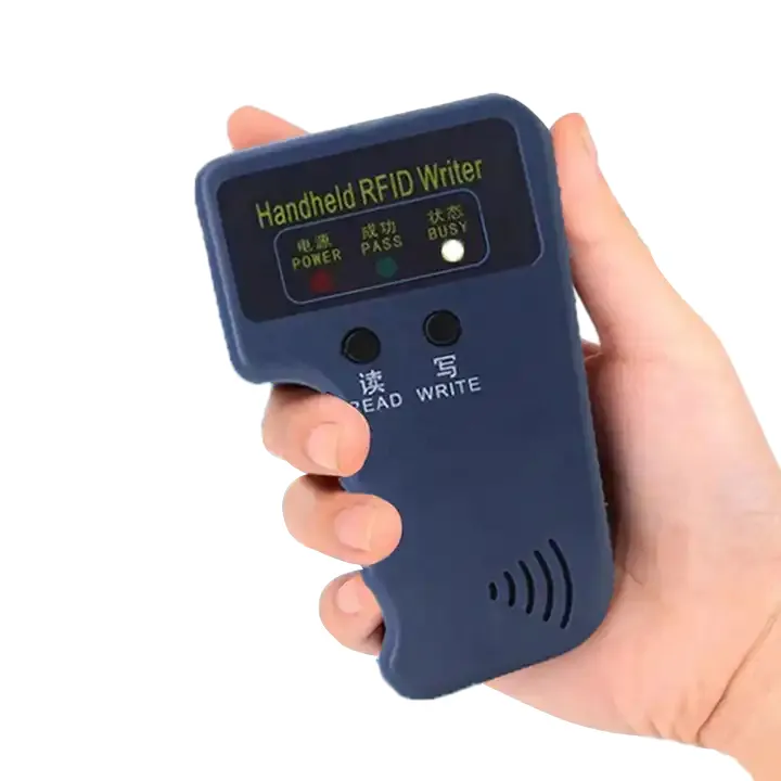 El RFID kimlik kartı çoğaltıcı çip T5577 EM4305 yeniden yazılabilir 125KHz erişim kartı keyfobs kopya