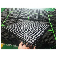 Matériaux de drainage multifonctionnels, panneaux cellulaires perméables aux eaux de pluie, fabriqués à partir de PP vierge à 100 %, style nid d'abeille, 500*500
