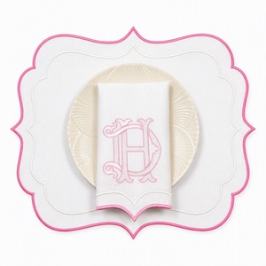 Mantel Individual de Algodón Bordado Personalizado con Monograma, Borde Rosa, Decoración Elegante para Mesa, Hecho a Mano, Forma Irregular - Product Image 2