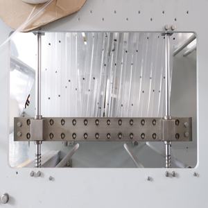 Machine d'emballage automatique de Doypack de bonbons gommeux de joint de remplissage de forme de pochettes debout à grande vitesse avec fermeture à glissière - Product Image 5