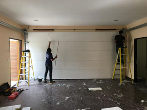 Portes <span class=keywords><strong>de</strong></span> <span class=keywords><strong>garage</strong></span> sectionnelles isolantes automatiques en acier galvanisé pour maisons, vente en gros en Chine - Product Image 4