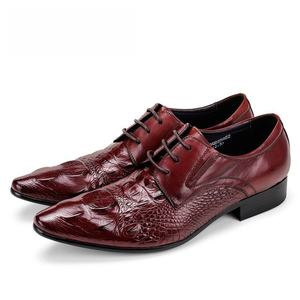 Éxito de Ventas 2025: Zapatos de Vestir de Cuero Inglés con Punta en Pico, Estilo Ejecutivo para Hombre, Hechos a Mano, para Uso Formal y Casual - Product Image 1