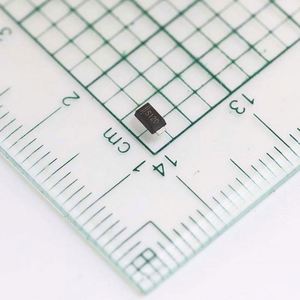 brand-new & original DS120W SOD-123FL Diodes Schottky Diodes 1A 950mV 200V - Product Image 1