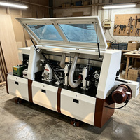 Machine à chantourner le bois avec capteur intelligent de comptage de longueur, roue de pressage, pour la production en série d'armoires de cuisine, avec cadre stabilisateur