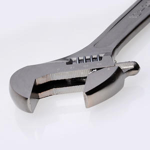 ประแจปรับได้ เหล็ก 45 เกรด เมตริก ปากหยัก เกรดอุตสาหกรรม แบบปลายเดี่ยว ใช้งานด้วยมือ กระบวนการตัดร้อน - Product Image 1