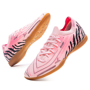 Chaussures de football personnalisées : tige en PVC, semelle extérieure en caoutchouc, résistantes à l'usure, antidérapantes, unisexes, toutes saisons, chaussures de <span class=keywords><strong>futsal</strong></span> d'intérieur ODM OEM - Product Image 3