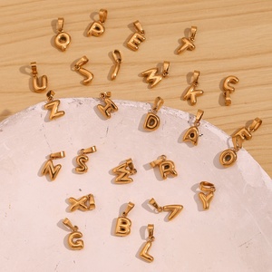 Ciondoli per gioielli di moda ciondoli con lettere placcate in <span class=keywords><strong>oro</strong></span> per gioielli che fanno ciondolo con collana in acciaio inossidabile - Product Image 5