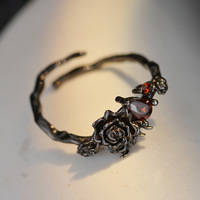 Bague ajustable personnalisée en argent sterling S925, forme de rose noire, pour femmes, bijoux sur le thème des vampires sombres pour Halloween