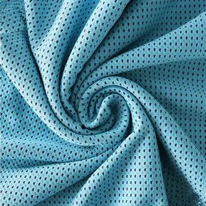 Tùy Chỉnh Làm Mát Khăn Sợi Nhỏ Màu Đỏ Làm Sạch Khăn Tập Thể Dục Làm Mát Khăn Cho Cổ 6 Gói - Product Image 5