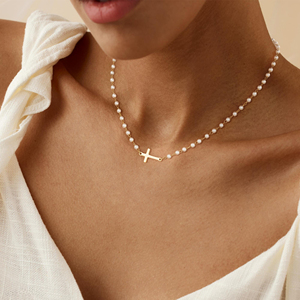 <span class=keywords><strong>Collana</strong></span> <span class=keywords><strong>con</strong></span> Pendente a <span class=keywords><strong>Croce</strong></span> e Catena di Perle per Donne, Gioiello <span class=keywords><strong>con</strong></span> <span class=keywords><strong>Croce</strong></span> Orizzontale in Ottone Placcato <span class=keywords><strong>Oro</strong></span> - Product Image 6