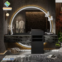 Meuble sous-vasque de salle de bain en bois massif moderne OEM avec égouttoir en cuivre, lavabo mural en céramique et robinet d'évier miroir
