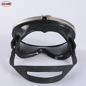 <span class=keywords><strong>Gafas</strong></span> <span class=keywords><strong>de</strong></span> equipo <span class=keywords><strong>de</strong></span> buceo <span class=keywords><strong>de</strong></span> natación <span class=keywords><strong>de</strong></span> acero inoxidable al por mayor, máscara <span class=keywords><strong>de</strong></span> goma clásica <span class=keywords><strong>de</strong></span> forma ovalada sin buceo, lente <span class=keywords><strong>de</strong></span> cristal templado - Product Image 3