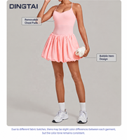 Robe de golf et de tennis sans manches à bretelles croisées, ourlet bouffant, col en V, effet deux pièces avec short intégré et poche latérale pour femme
