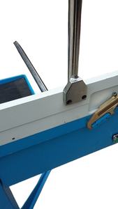 Machine à cintrer l'<span class=keywords><strong>acier</strong></span> d'<span class=keywords><strong>occasion</strong></span> pour plieuse de panneaux, plieuse de tôles magnétique EB1250, manuelle semi-automatique, haute précision - Product Image 3