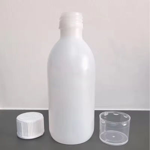 Bouteille vide de sirop contre la toux Wockhardt Tris Pai Nostrum Arch de 500 ml (16 oz) en PET avec bouchon à vis et étiquette autocollante sérigraphiée - Product Image 2