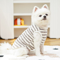 Pull pour chien multicolore en peluche rayé avec applique lapin et nœud papillon – Vêtements chauds pour animaux de compagnie, tenue pour chiot