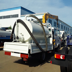 <span class=keywords><strong>Marque</strong></span> japonaise 4x2 6 roues Mini camion à benne basculante avec grue 2T brique poteau de téléphone en bois camion de Transport grue montée - Product Image 2