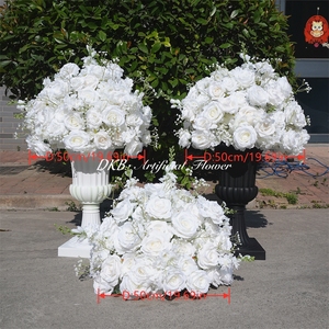 Wedding <b>Flower</b> Ball Realistic <b>Artificial</b> white <b>Hydrangea</b> <b>Flower</b> Ball for Wedding Reception Table Decor - Product Image 2