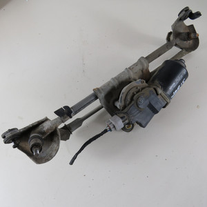 Spazzola Tergicristallo Anteriore Usata per Toyota Yaris Mk1 1999-2005 (28533 20V-3-E-11) - Product Image 1