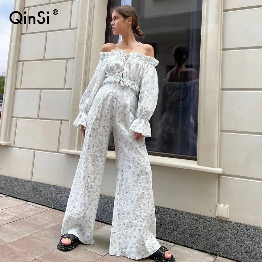 Qinsi เสื้อเอวลอยคอปาดเซ็กซี่สำหรับผู้หญิงชุดนอนเอวสูงพิมพ์ลายดอกไม้ชุดนอนผ้าฝ้ายแขนยาวกลีบดอกไม้