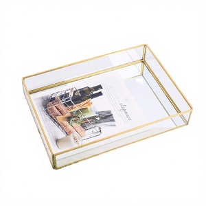 Bandeja de Almacenamiento de Vidrio Moderna de Una Sola Capa con Acabado Brillante Phnom Penh, 2.5 cm de Grosor, Sostenible, Multifuncional, Capacidad de 1-3 L, para Sala de Estar - Product Image 3