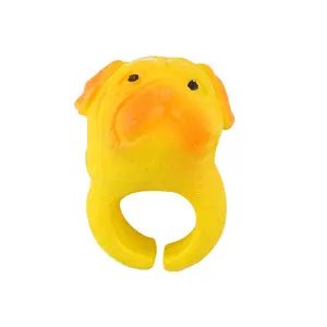 Anneau de chiot en caoutchouc souple NewestSurprise Egg Capsule Toy Animal Finger Doll Cute Pet Shape Plastic Dog Ring Toy For Kids Gift