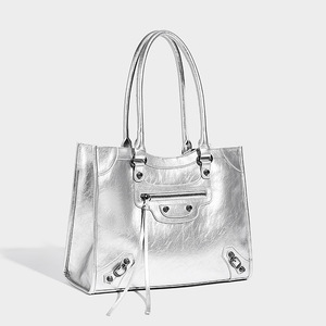 <span class=keywords><strong>Bolso</strong></span> Tote de Cuero PU con Tema de Motocicleta Oscura, Cierre Magnético, Gran Capacidad, Forro de Poliéster, para Compras y Viajes - Product Image 3