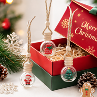 Bouteille diffuseur de voiture en verre plat de 10 ml, réutilisable, avec cordon décoratif, motif Père Noël, bonhomme de neige, sapin de Noël, pour la vente en gros